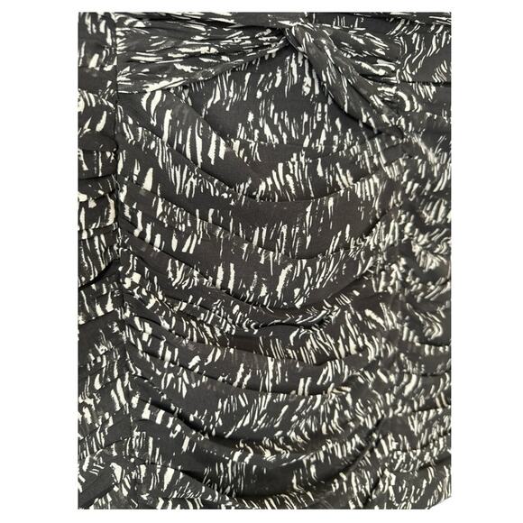 H&M Vintage Mini Skirt - Picture 4 of 13